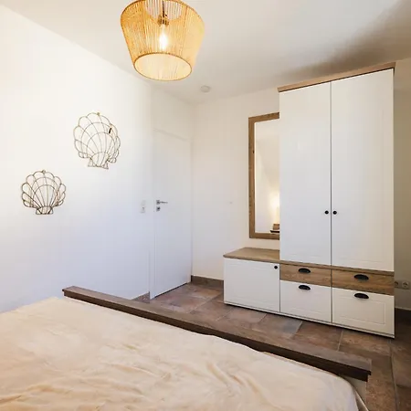 Rauchschwalbe * Zingst