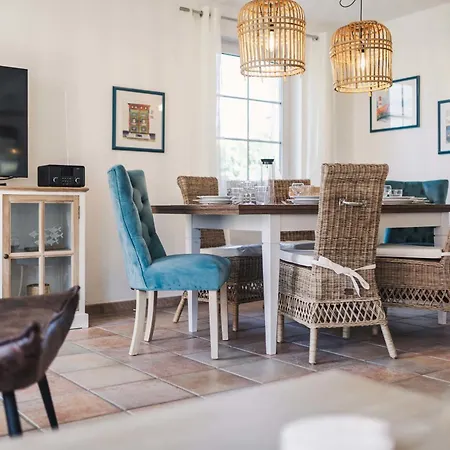 Holiday home Rauchschwalbe Zingst